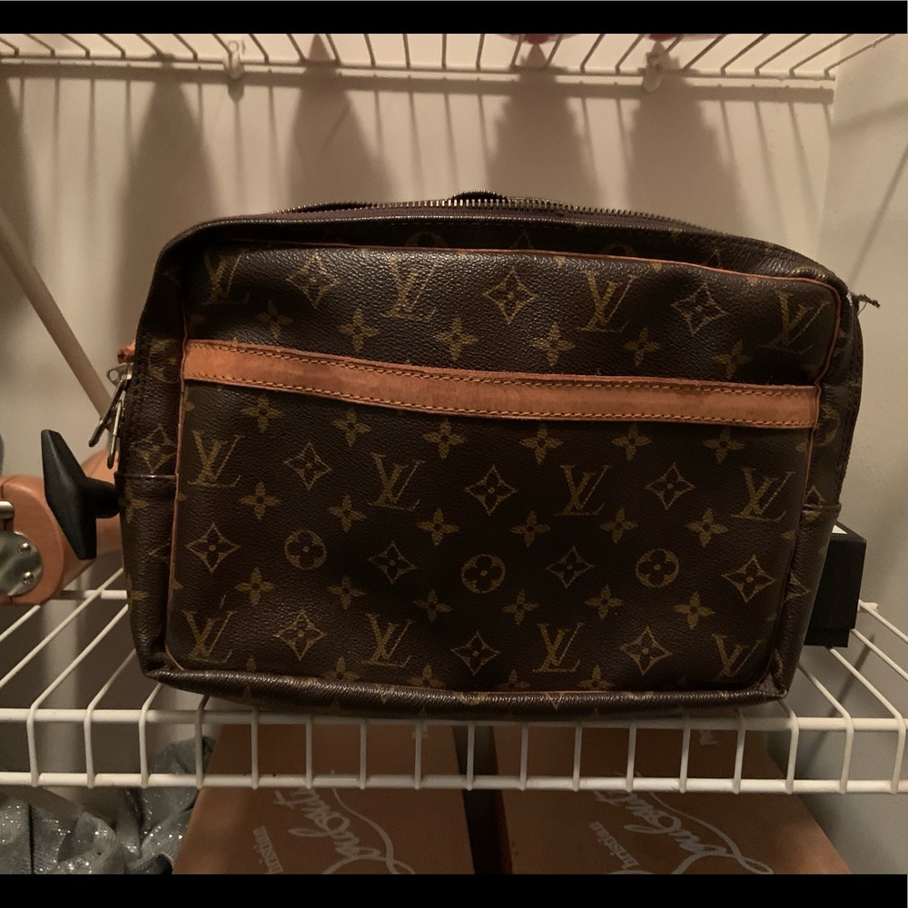 Preowned Vintage Louis Vuitton Monogram ReporterPM